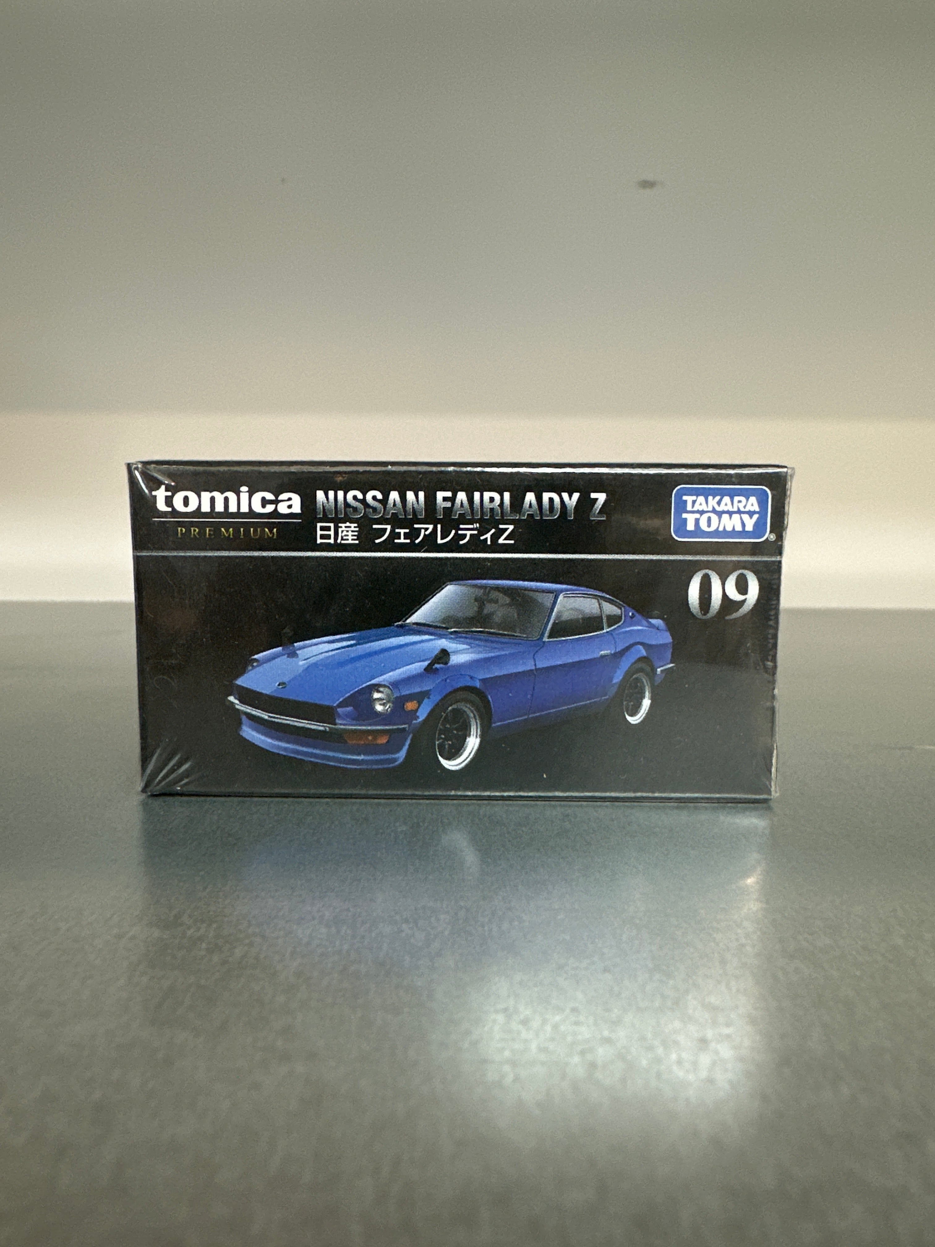 Tomica 1/64 Nissan Fairllazy z
