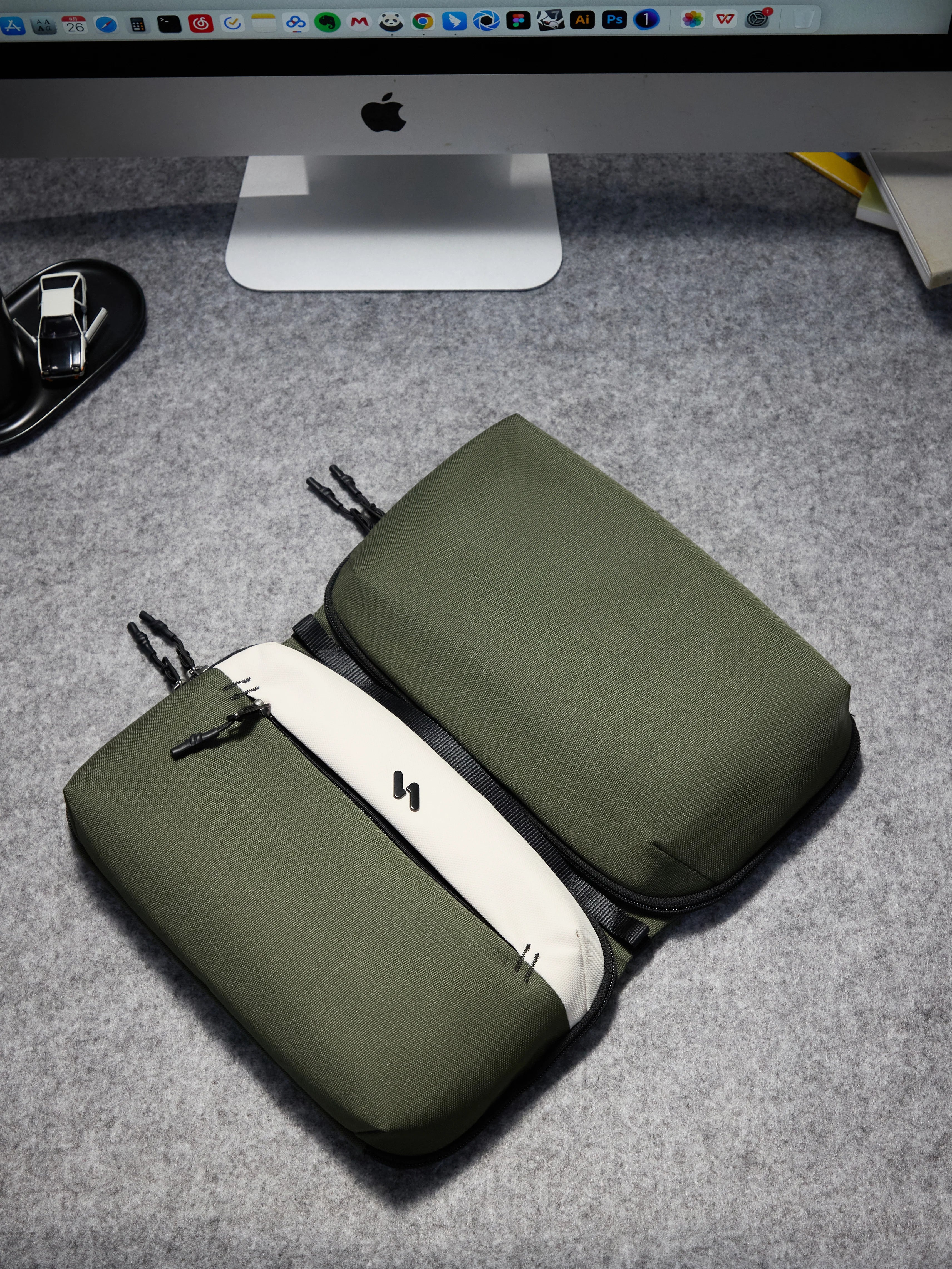 Inateck Accessories Bag | The essential digital storage bag