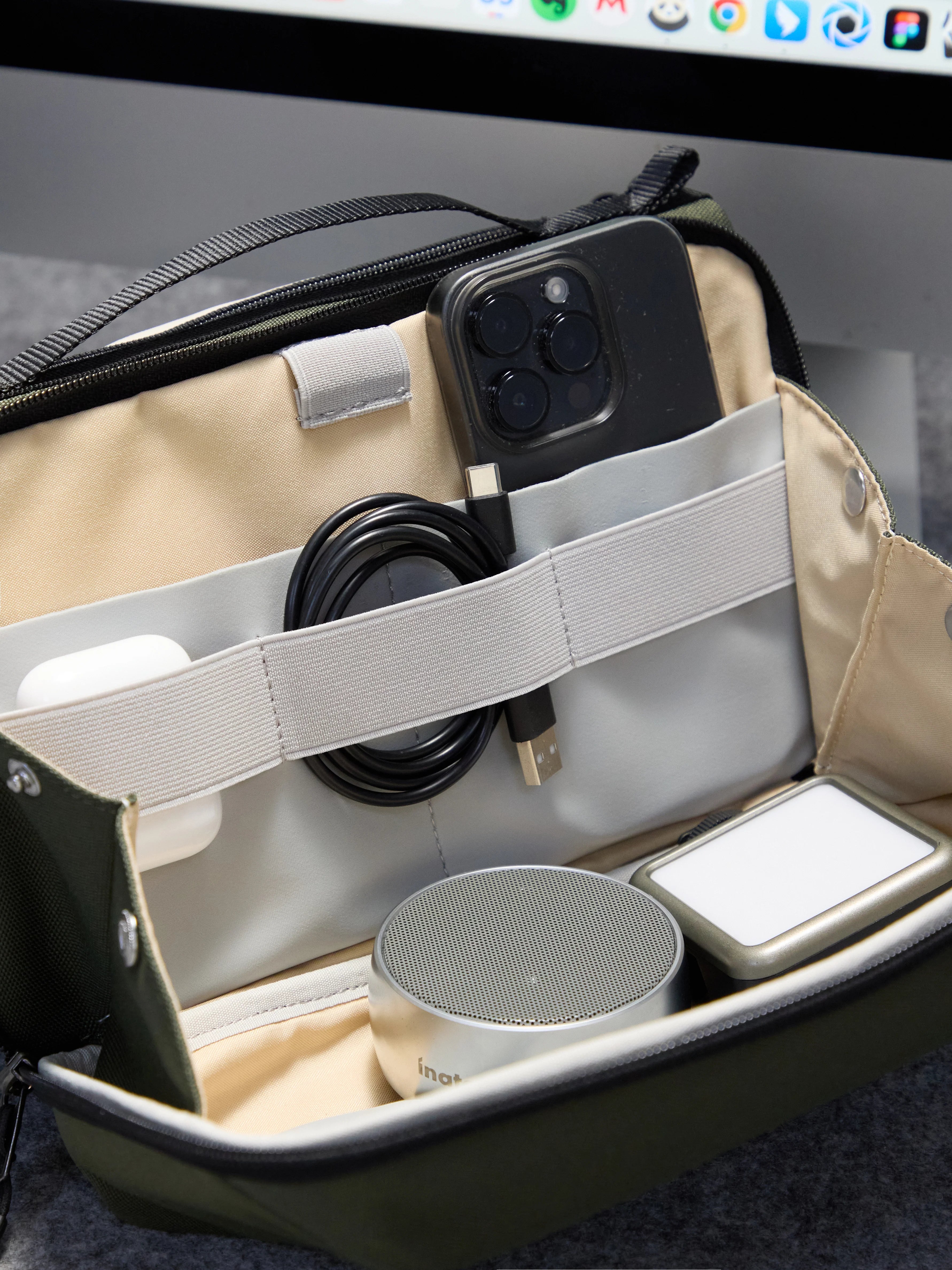 Inateck Accessories Bag | The essential digital storage bag