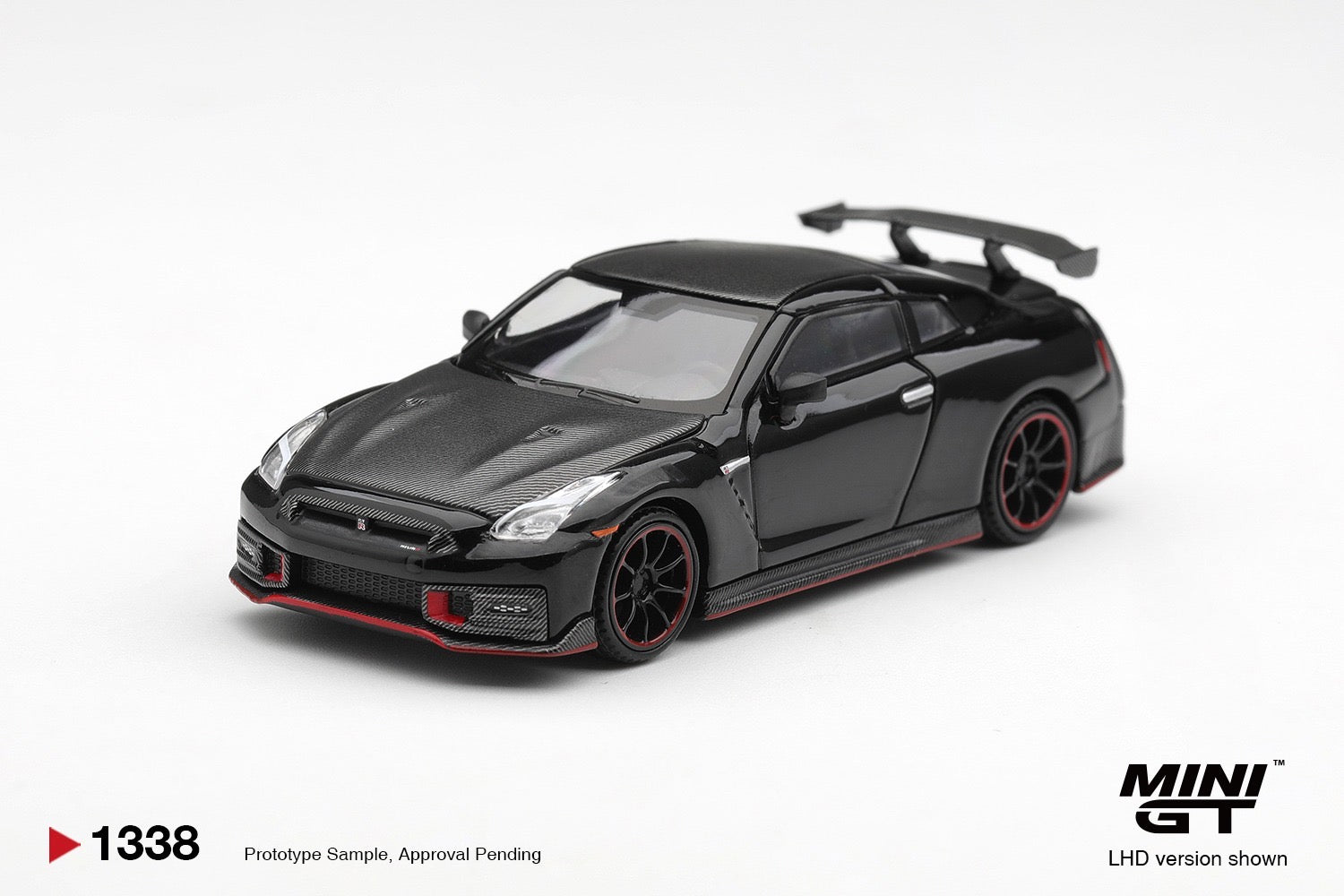 MINIGT 1/64 Nissan GT-R Nismo 2024 Black