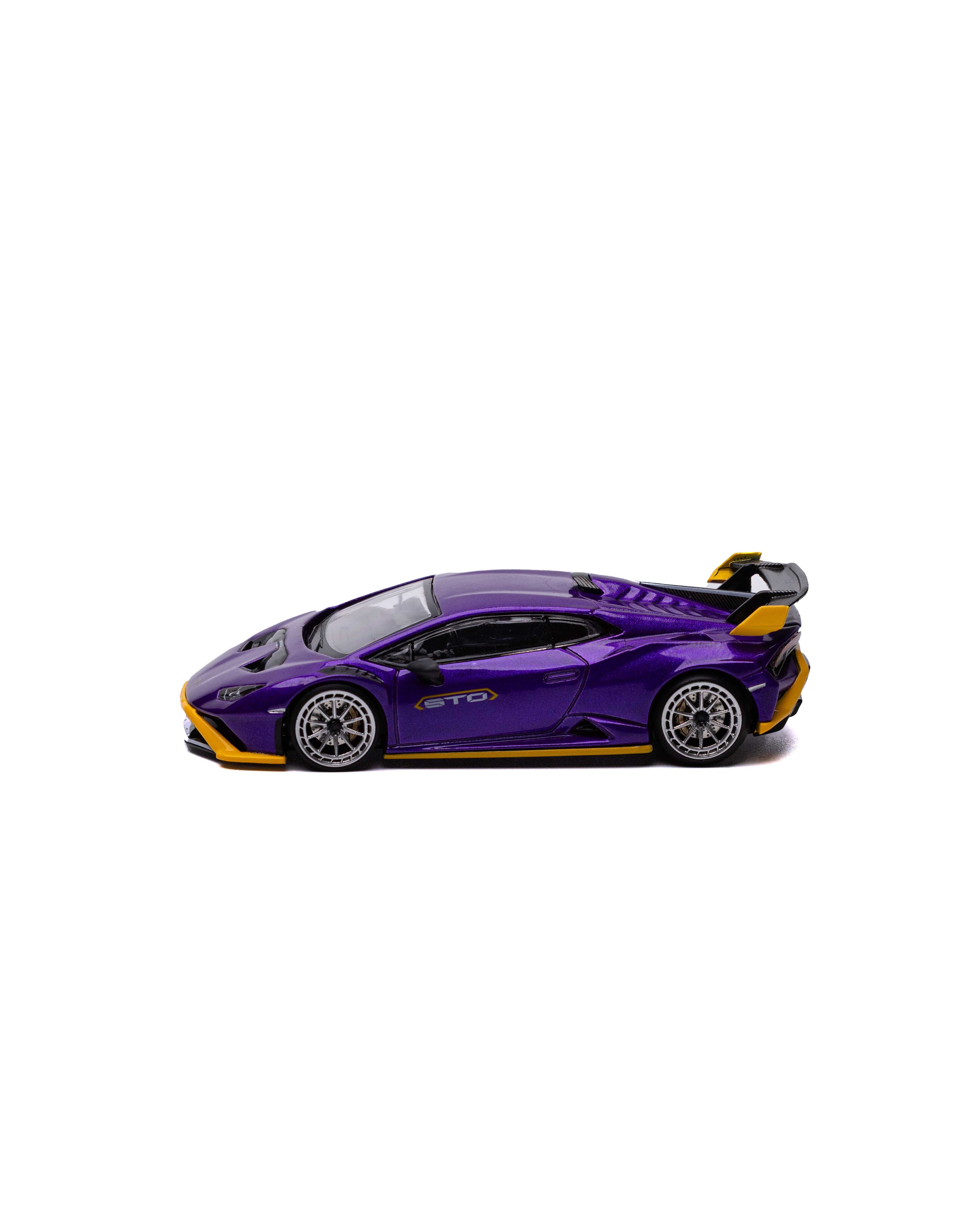 1:64 Lamborghini Huracán STO , Purple D MODEL BEAUTY ON WHEELS