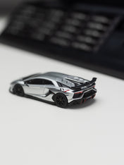 HH 1:64 Licensed Lamborghini product, Aventador SVJ LP770-4