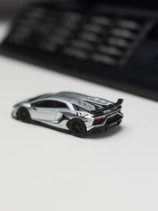 HH 1:64 Licensed Lamborghini product, Aventador SVJ LP770-4