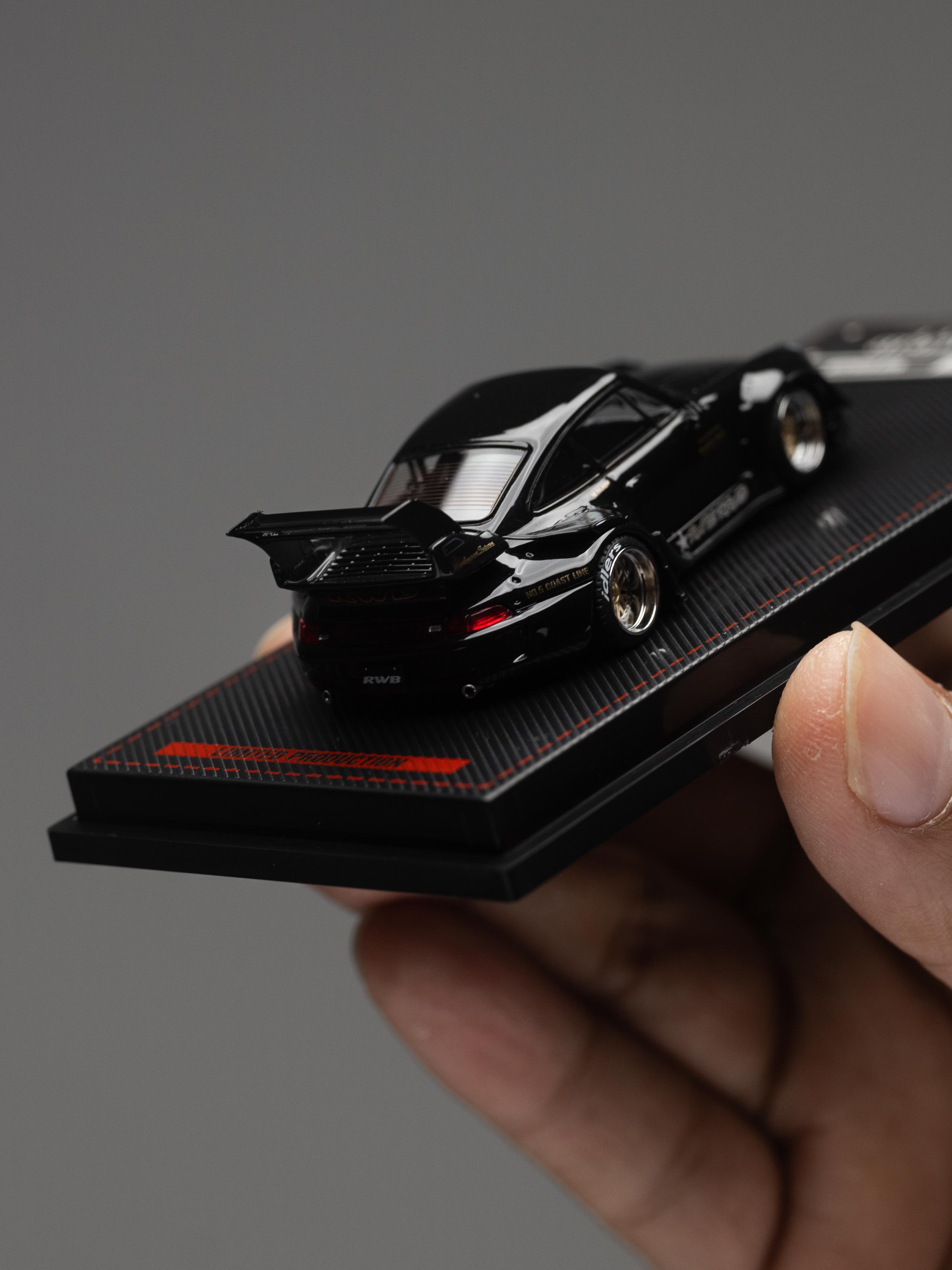 IGNITION MODEL 1:64 PORSCHE RWB 993 MATTE BLACK  IG3870