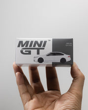 MINIGT - 1/64 BMW M5 Alpine White