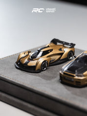( 7 Cars ) Gold and Carbon  ( Chase car ) HEC Beijing Exhibition Limited Edition