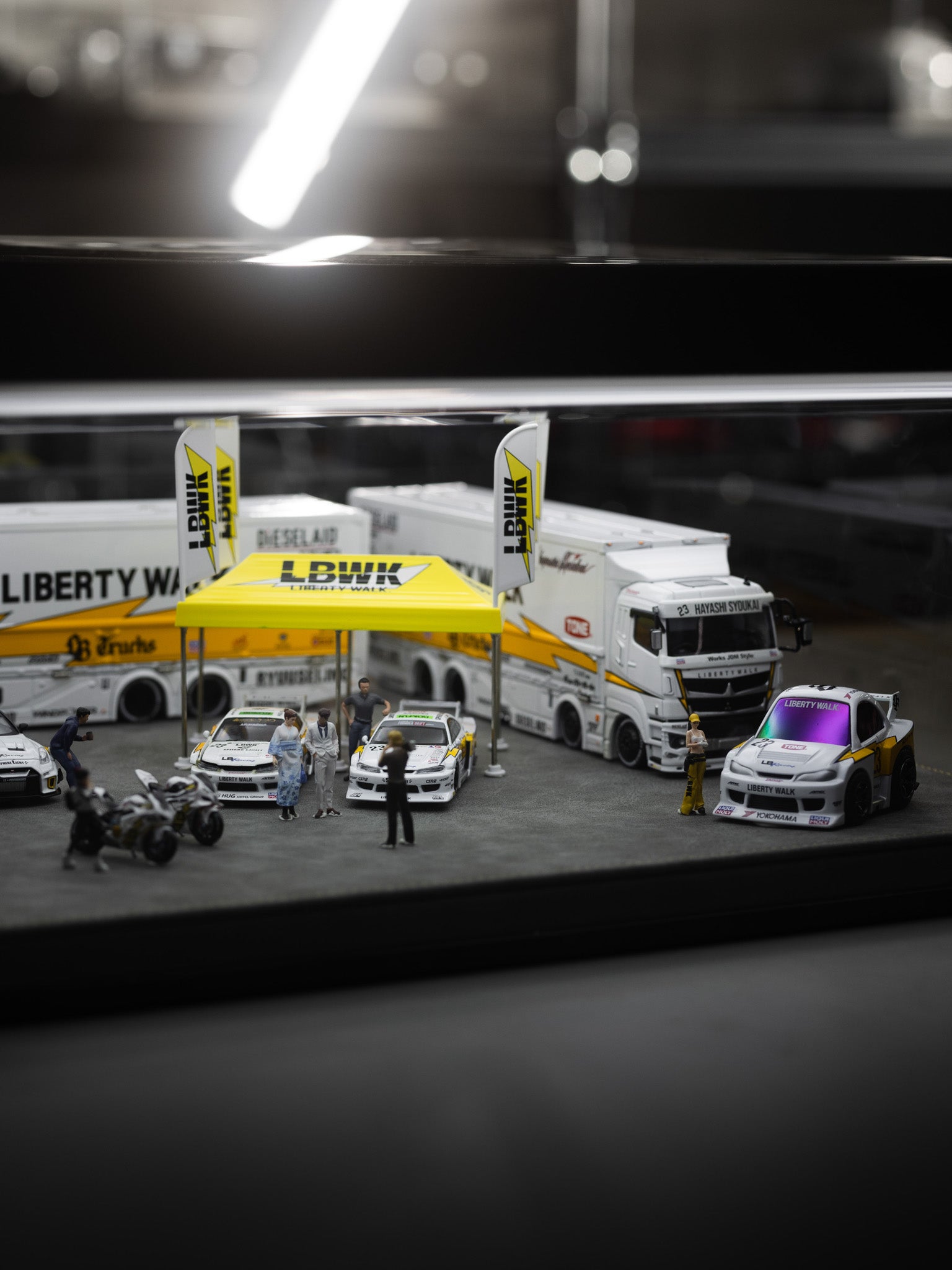 Full Set Liberty Walk 1/64 Yellow Lightning livery setup