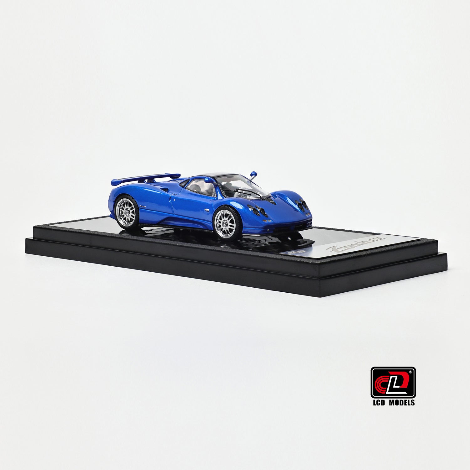 LCD 1:64 Pagani Zonda Blue