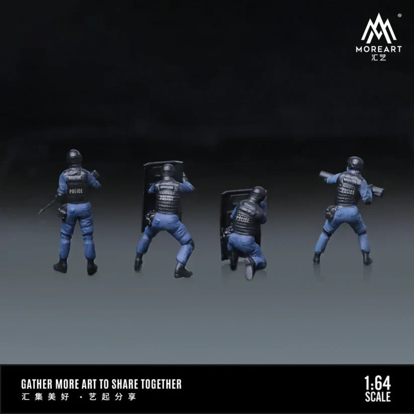 MOREART 1:64 ARMED POLICE DOLL C SET RESIN MODEL (Copy)