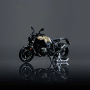 MOREART 1:64 BMW R NINET BLACK GOLD MOTORCYCLE GIRL DOLL SET RESIN MODEL