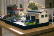 1/64 REPAIR GARAGE WITH LIGHT