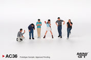 MINIGT 1:64 Figurine: Car Enthusiasts MGTAC36