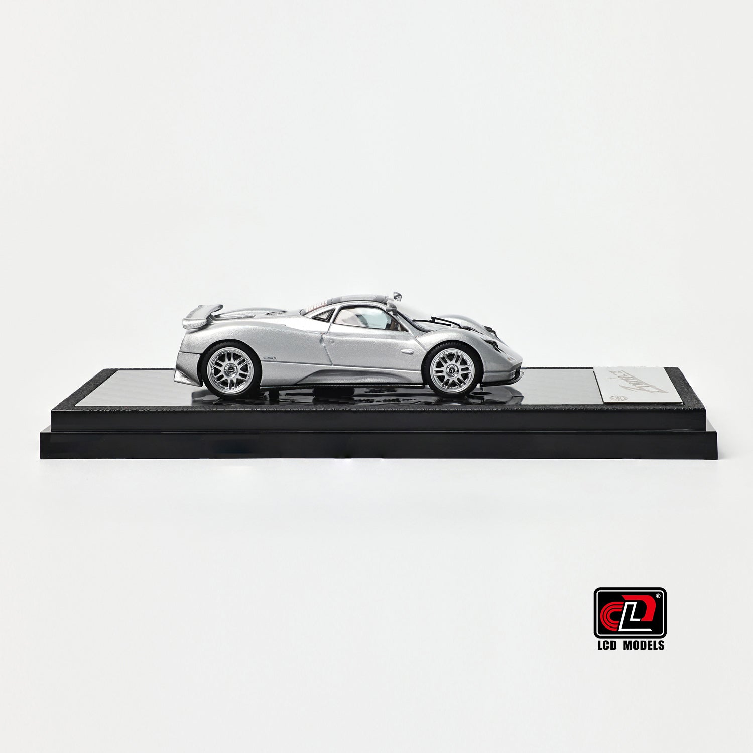 LCD 1:64 Pagani Zonda Silver