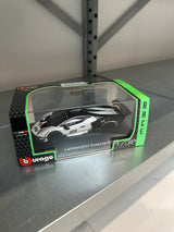 Burago 1/32 Lamborghini Essence SCV12