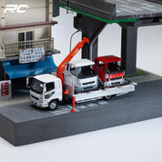 GCD 1:64 Mitsubishi Fuso Fighter (1024) Truck With Crane -RHD. Red
