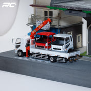 GCD 1:64 Mitsubishi Fuso Fighter (1024) Truck With Crane -RHD. Red