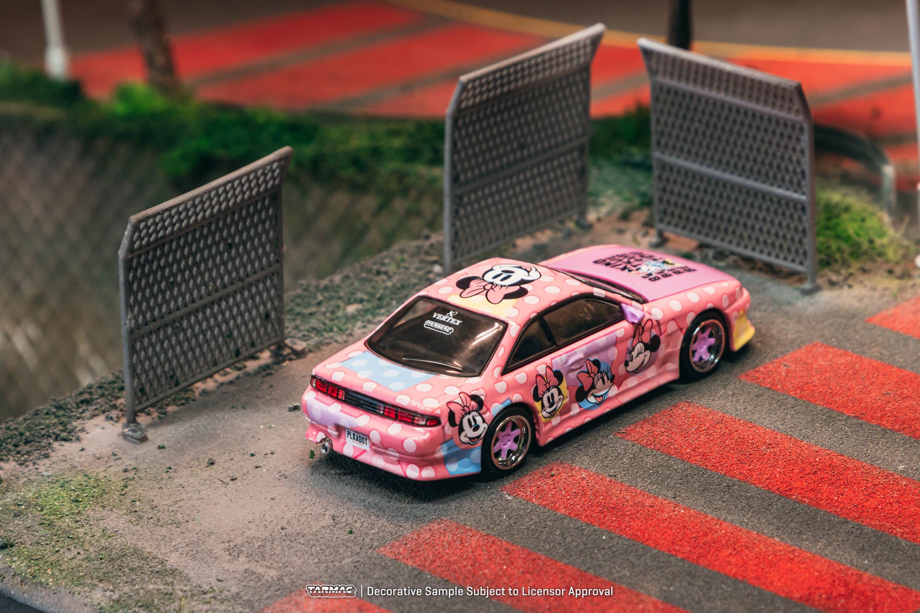 Tarmac Work 1/64 VERTEX Silvia (S 14) Minnie Mouse