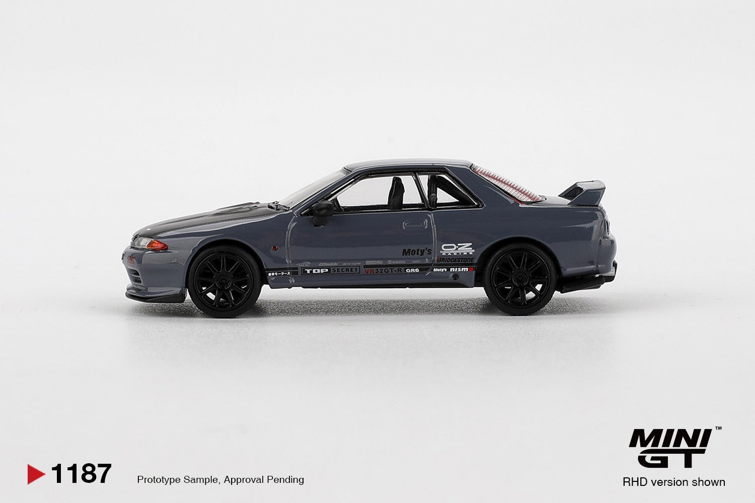 MINIGT - 1/64 Nissan Skyline GT-R Top Secret VR32 Stealth Grey