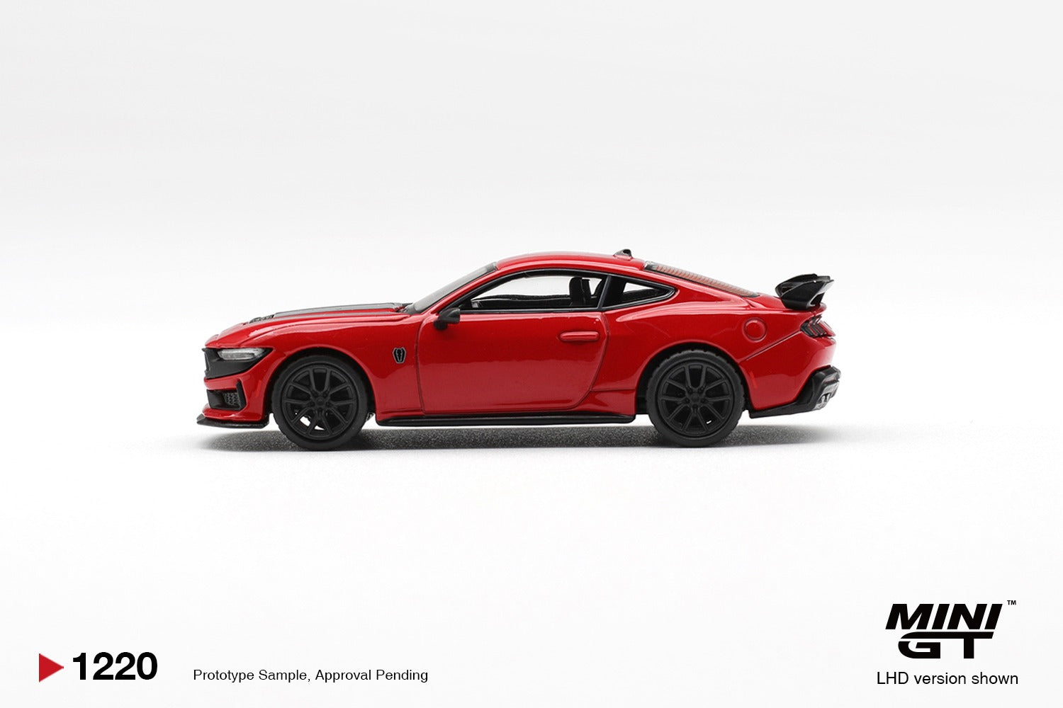 MINIGT 1/64 Ford Mustang Dark Horse Race Red