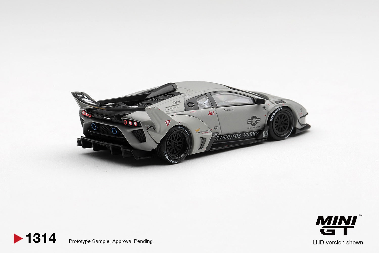 MINIGT 1/64 Lamborghini LB-Silhouette WORKS MURCIELAGO GT Evo Fighter