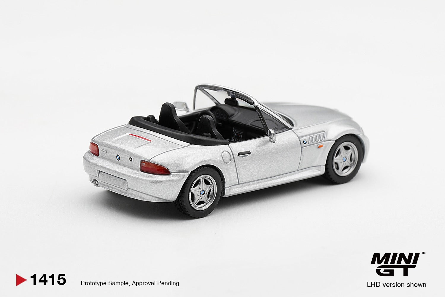 MINIGT 1/64 BMW Z3 Titanium Silver