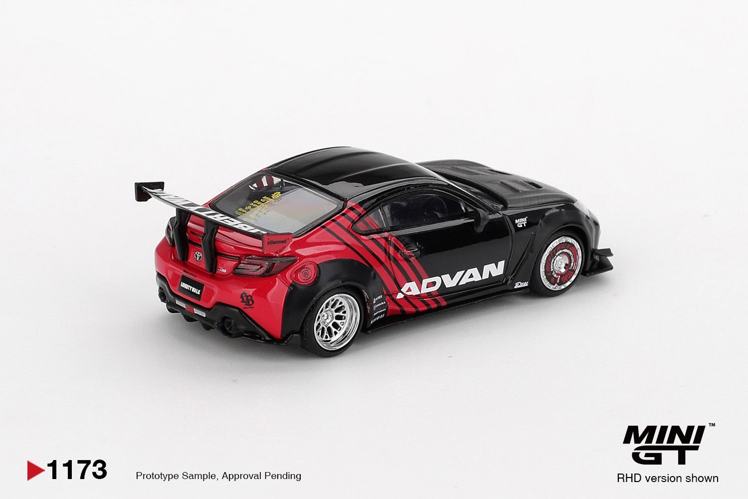 MINIGT - 1/64 Toyota GR86 LB★Nation Advan